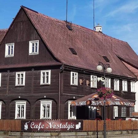 Cafe Nostalgie Dvouluzkovy Romanticky Pokoj Красна-Ліпа Екстер'єр фото